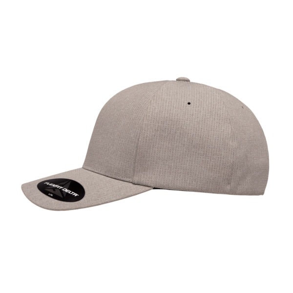 Flexfit Delta Carbon Cap - Silver